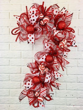 candy cane wreath